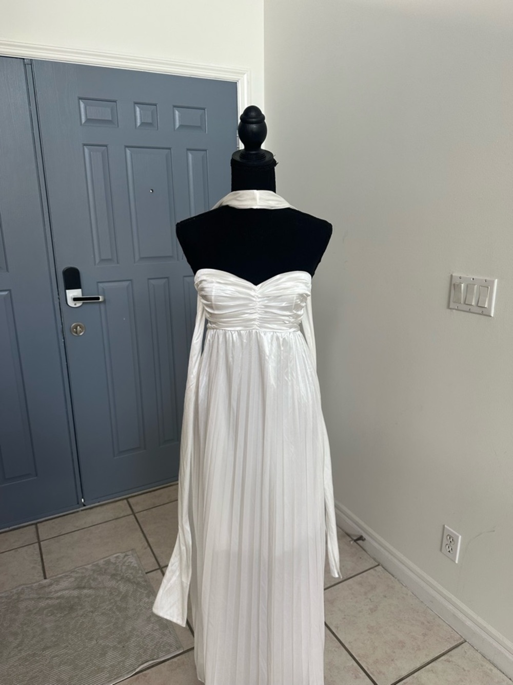 White Strapless Maxi Dress – Adjustable Corset Back – Small – Bridal/Engagement